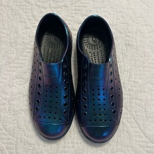 Iridescent Youth Natives